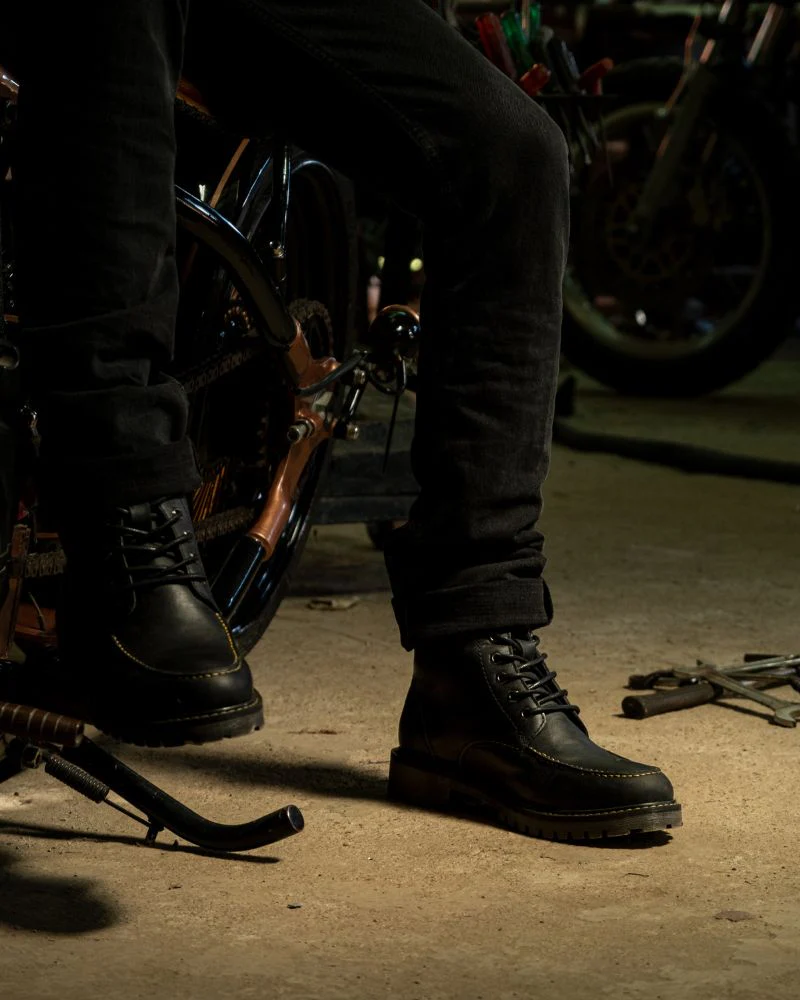 boots moc-toe black - Image 6