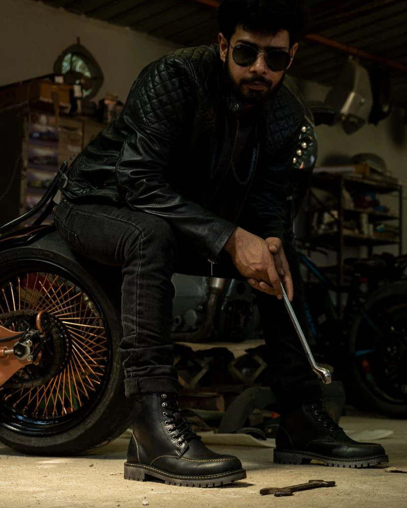 boots moc-toe black - Image 7