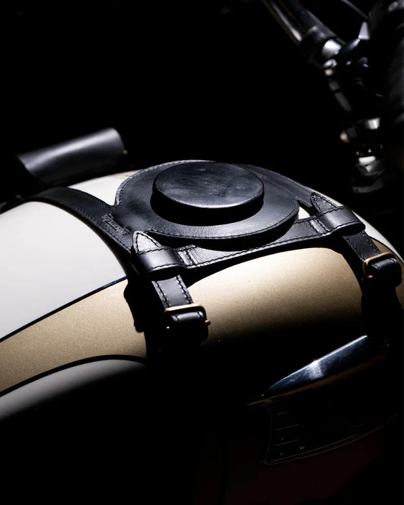 tank strap right side fuel inlet - Image 13