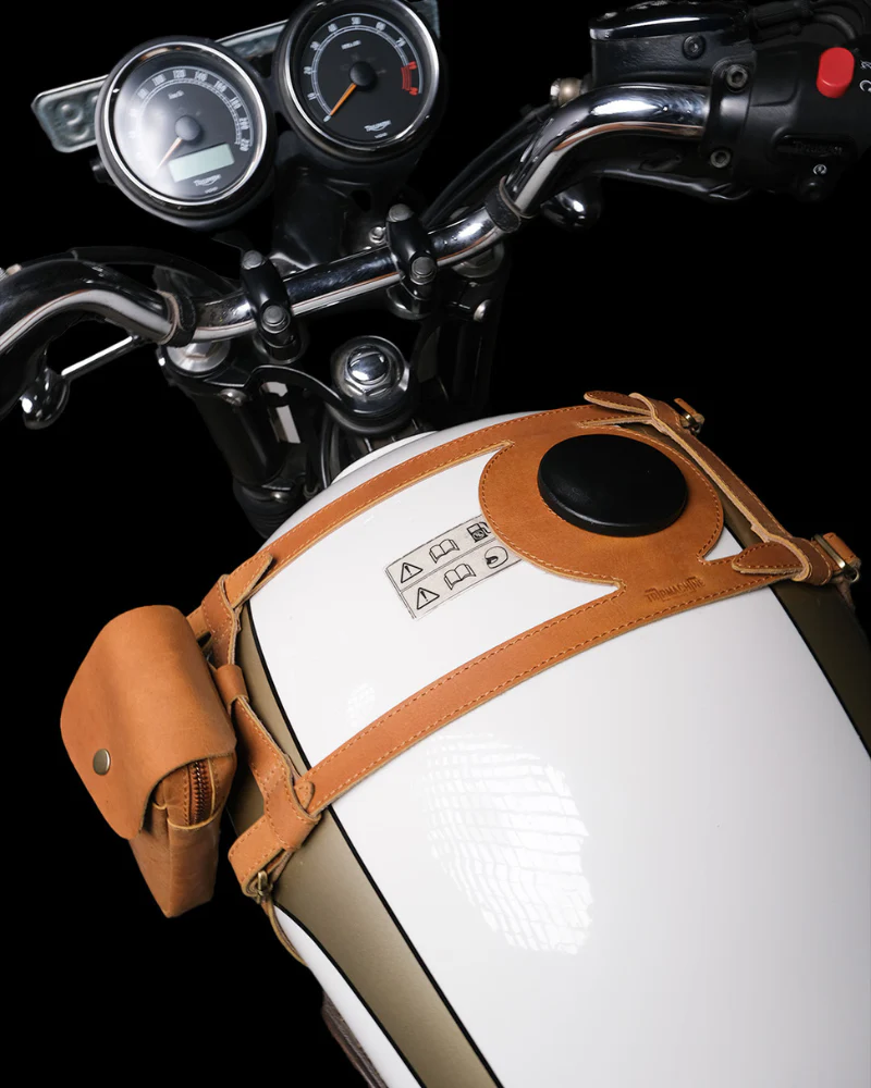 tank strap right side fuel inlet - Image 24