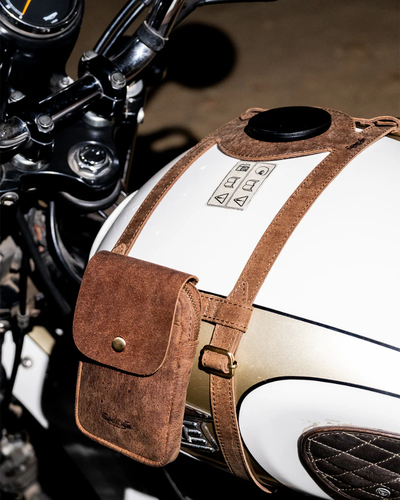 tank strap right side fuel inlet - Image 6