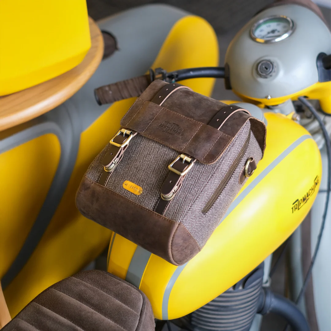 tank and tail bag - Image 87