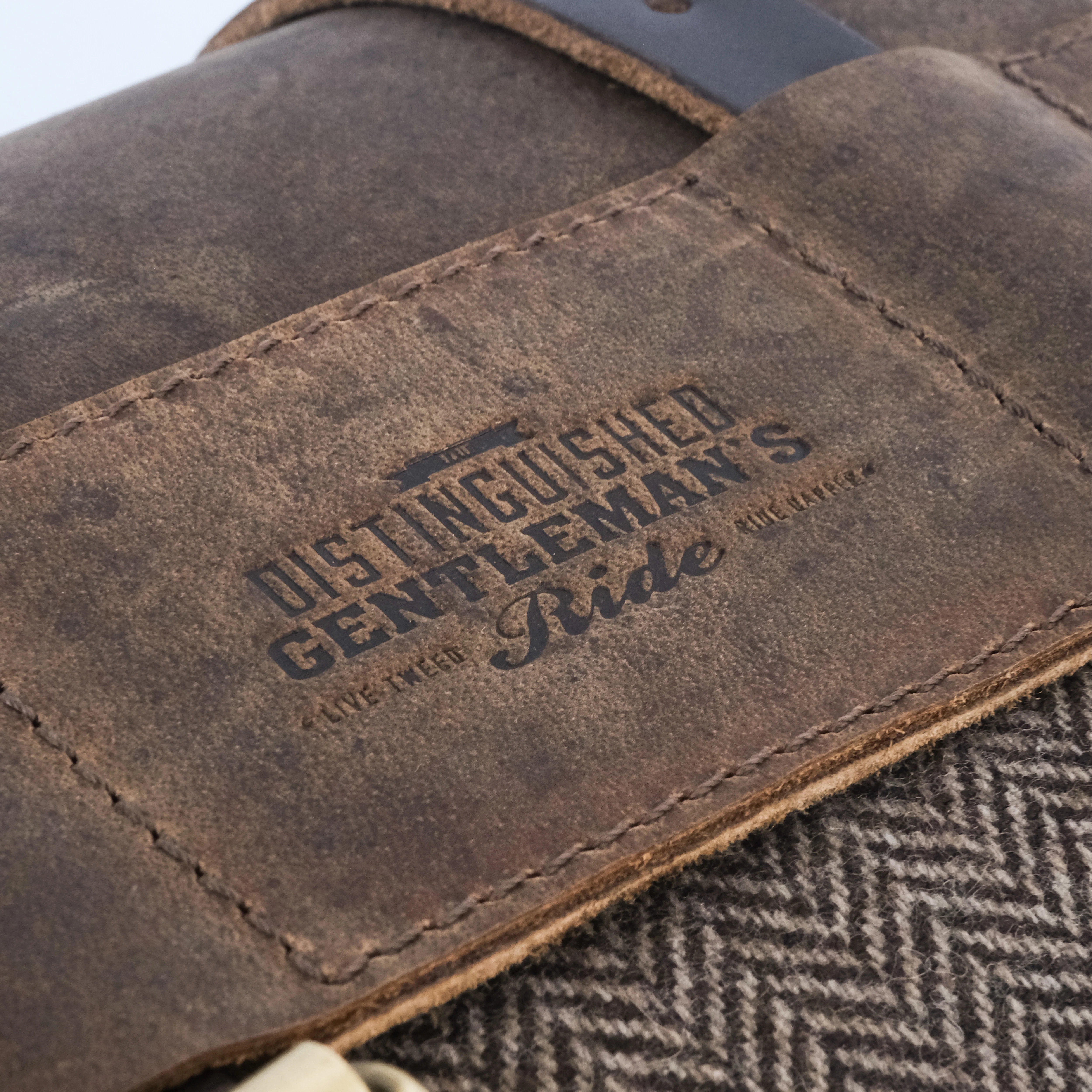tank and tail bag - Image 89
