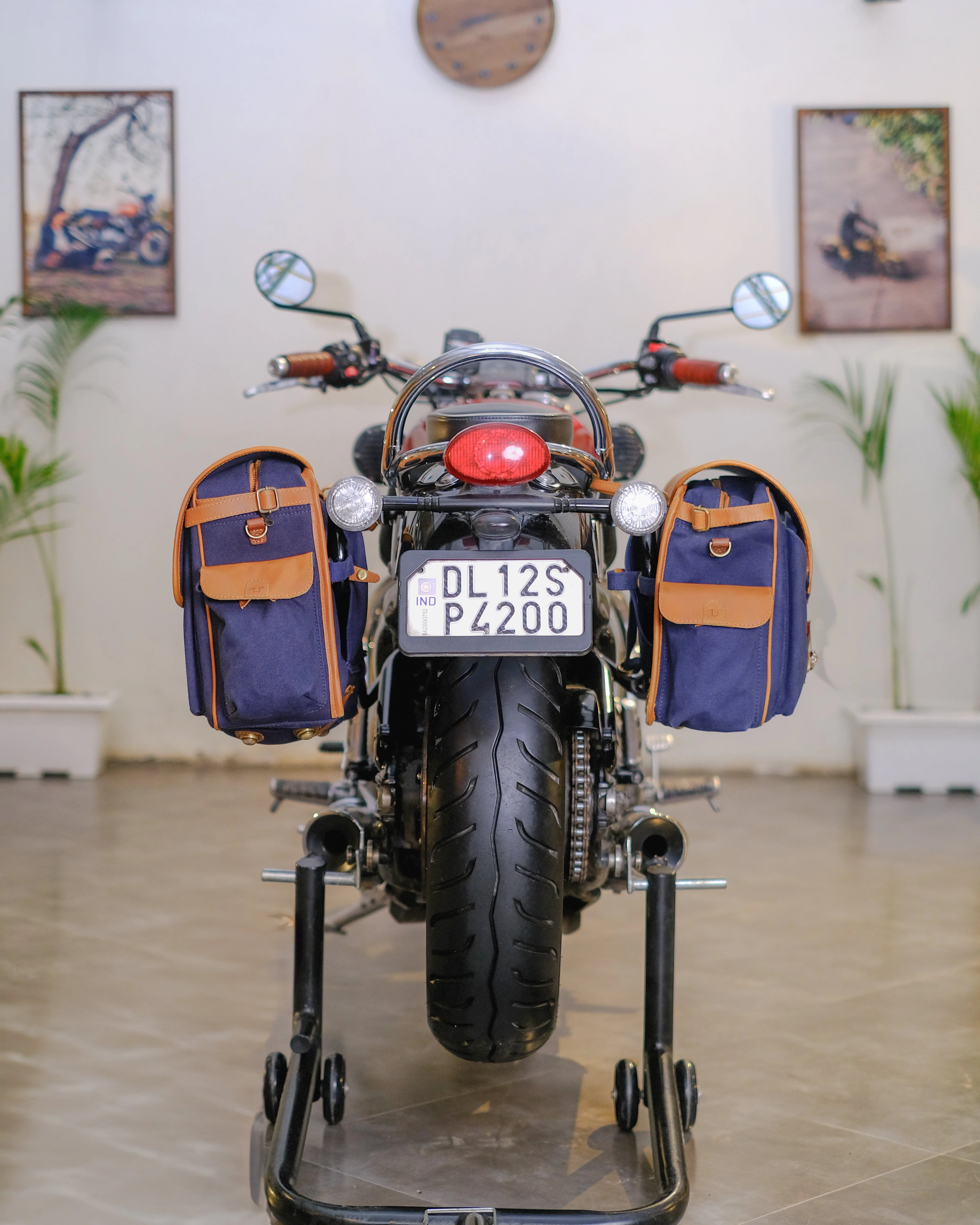 expedition saddlebag for speedmaster - Image 68