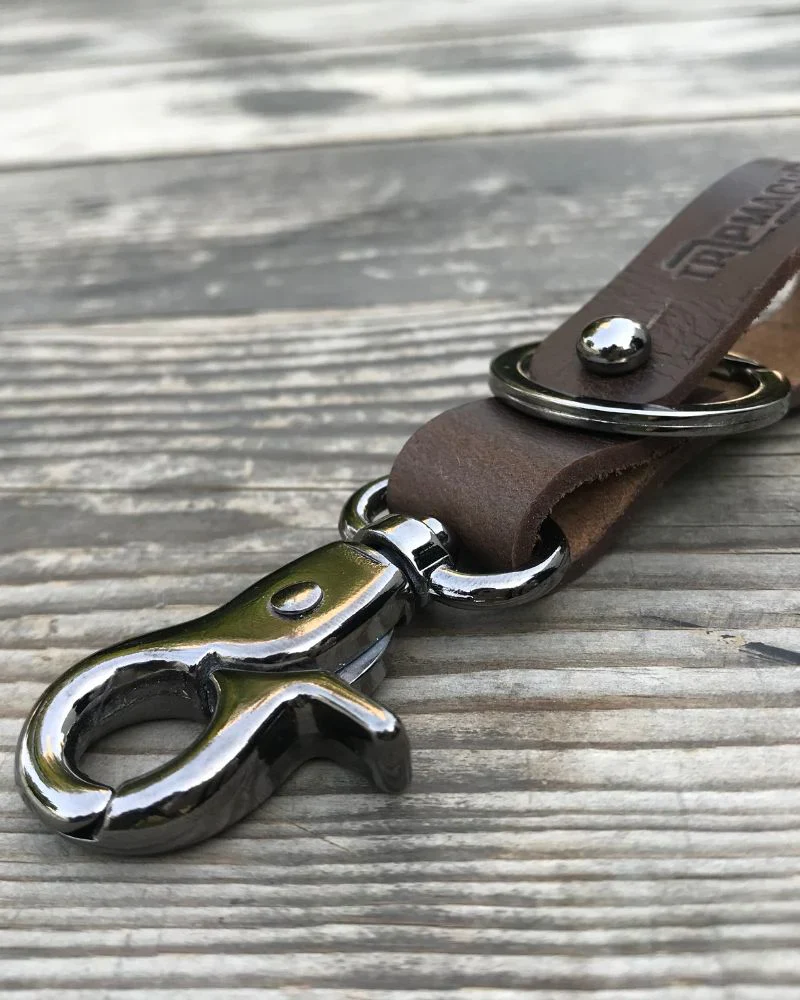 key fob with metallic black - Image 16