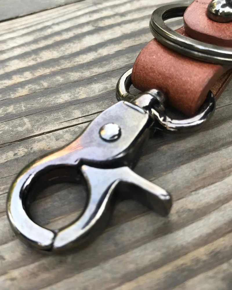 key fob with metallic black - Image 20