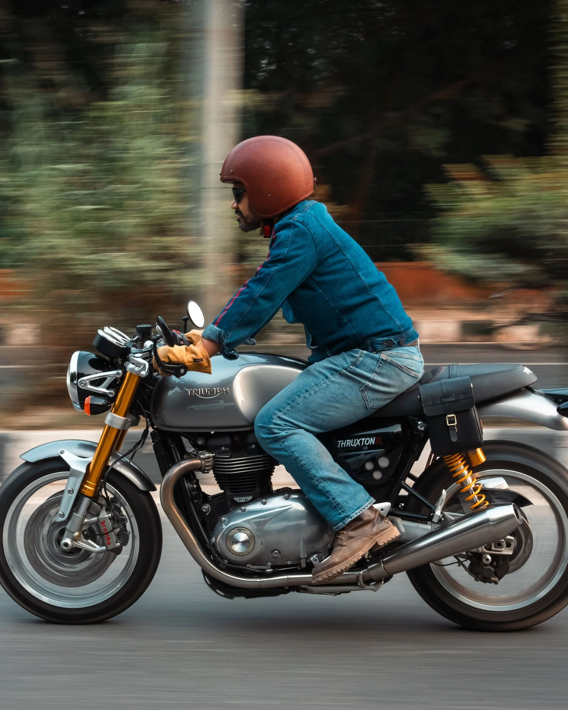 moto sling bag - Image 13