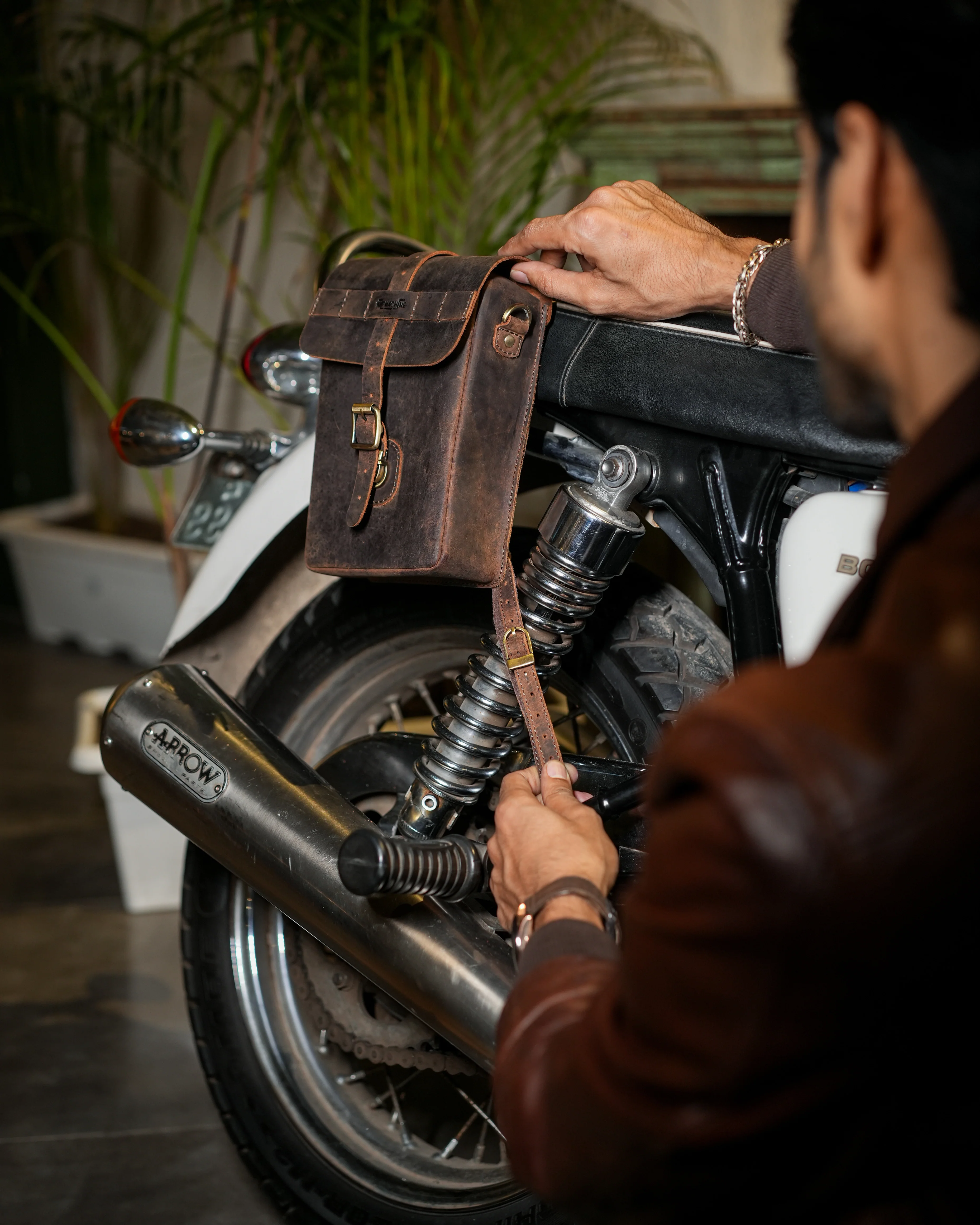 moto sling bag - Image 26
