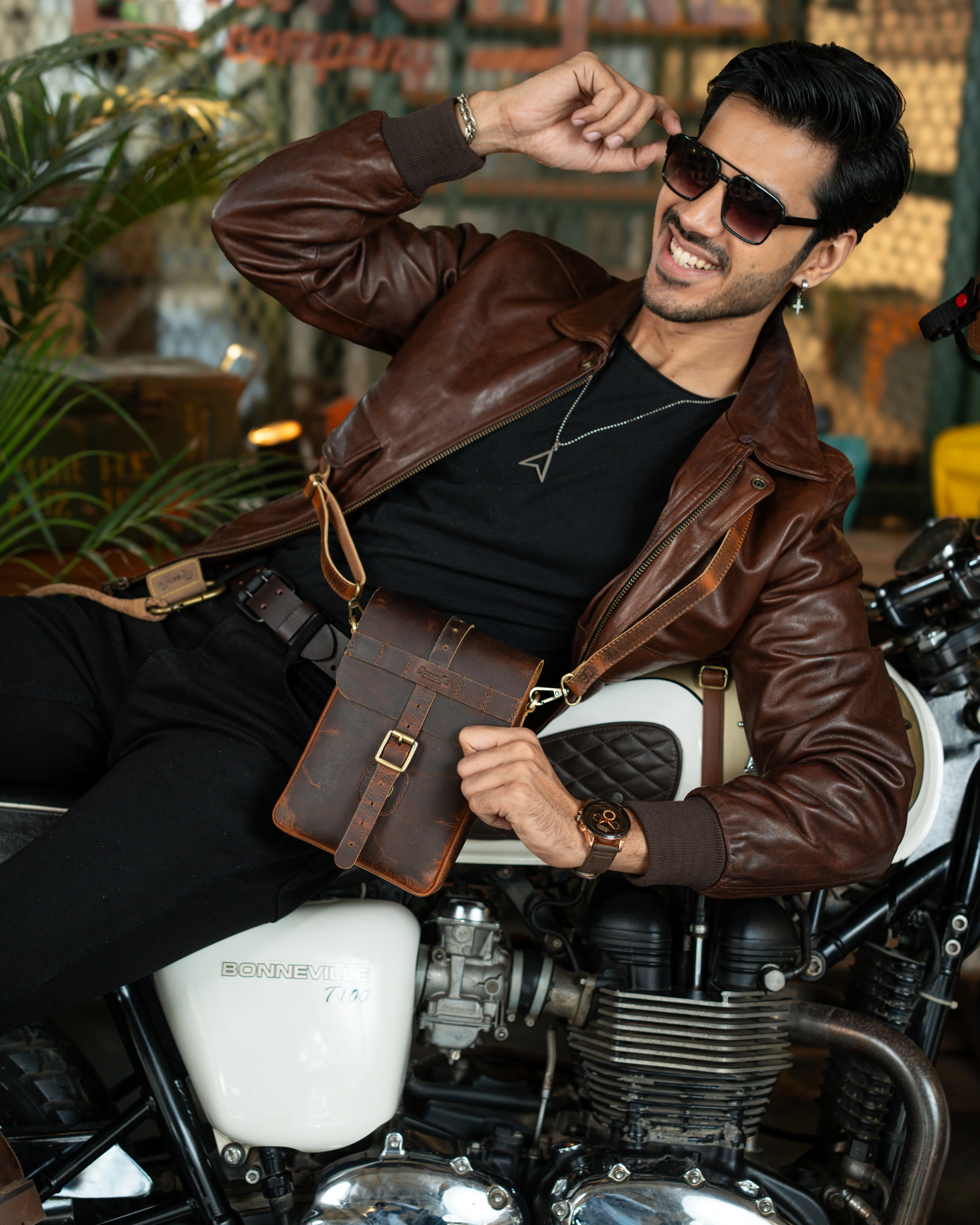 moto sling bag - Image 39