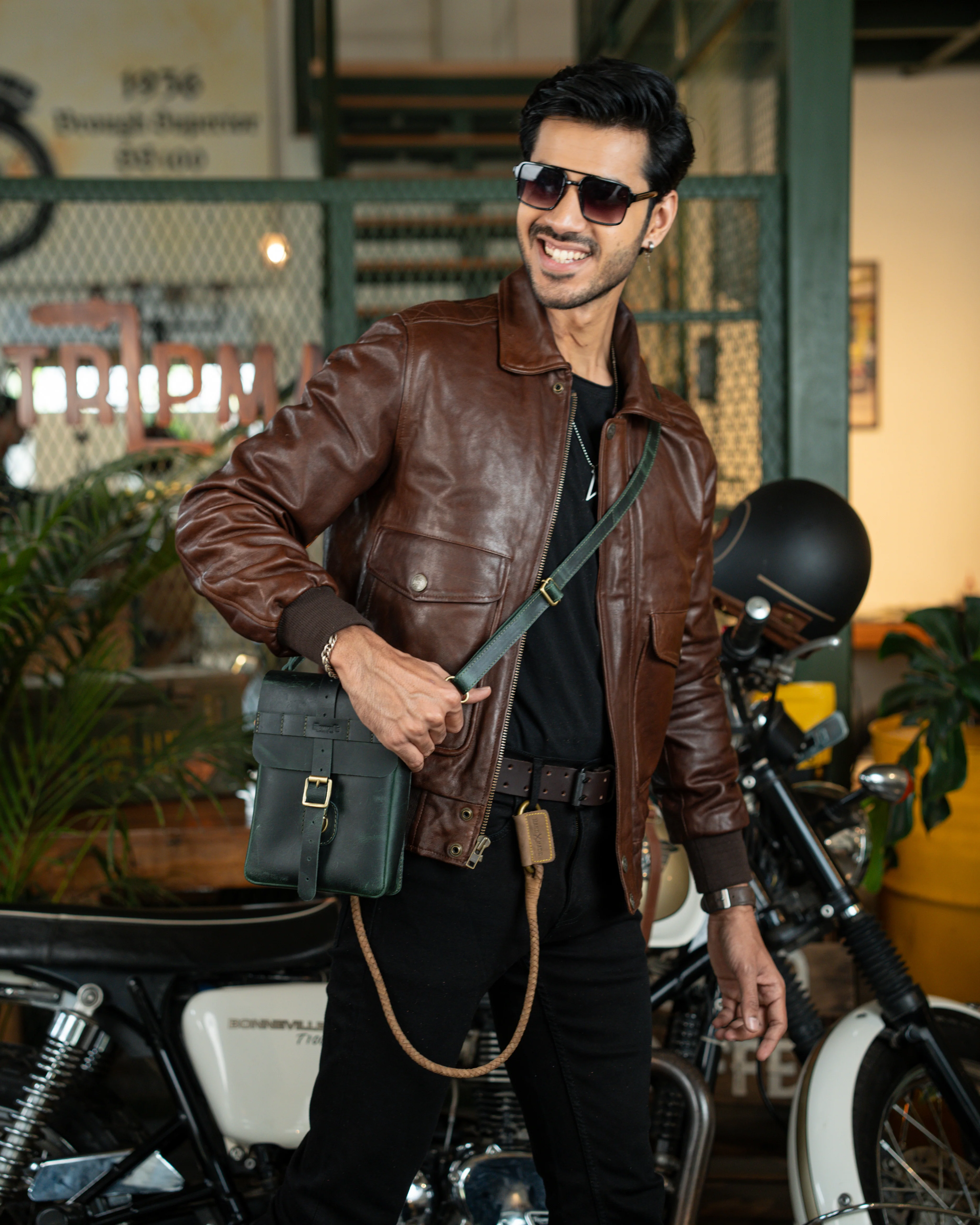 moto sling bag - Image 55