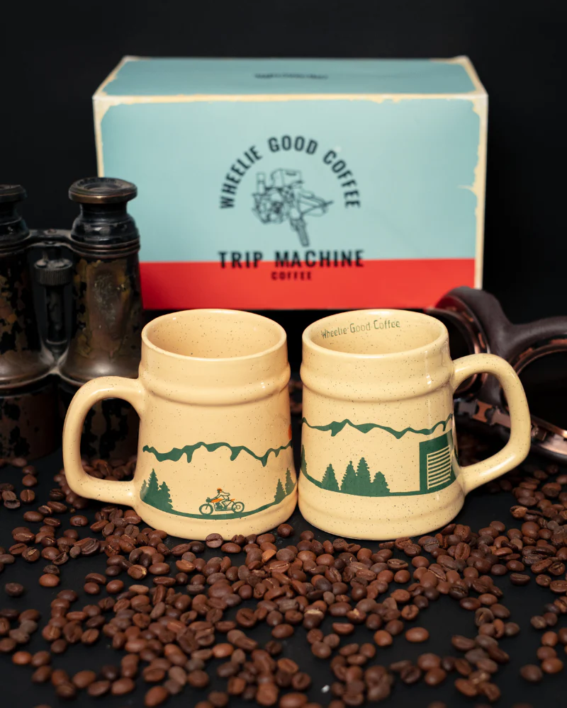 pair of mugsters - Image 6