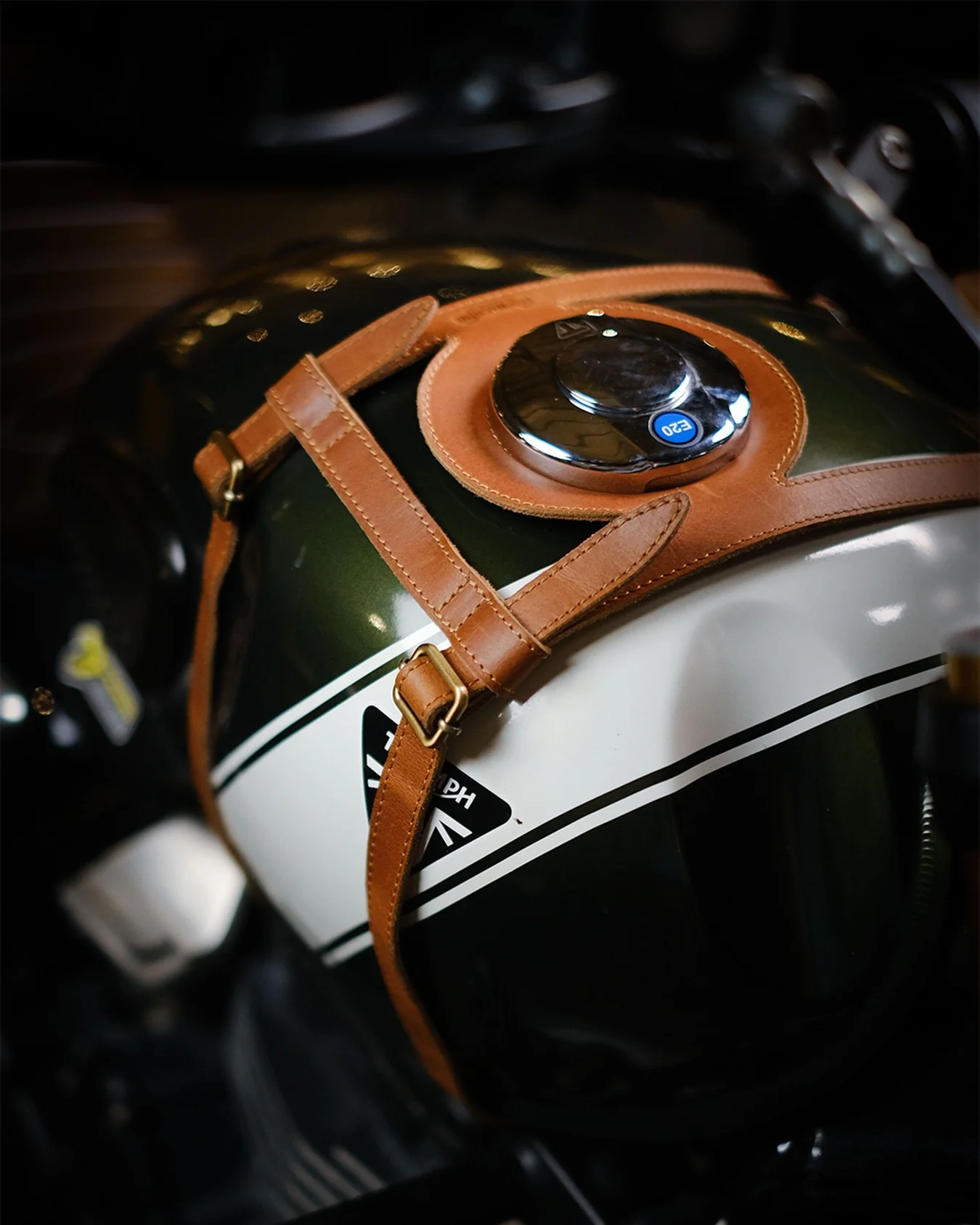 tank strap crafted to fit triumph 400 - Image 14