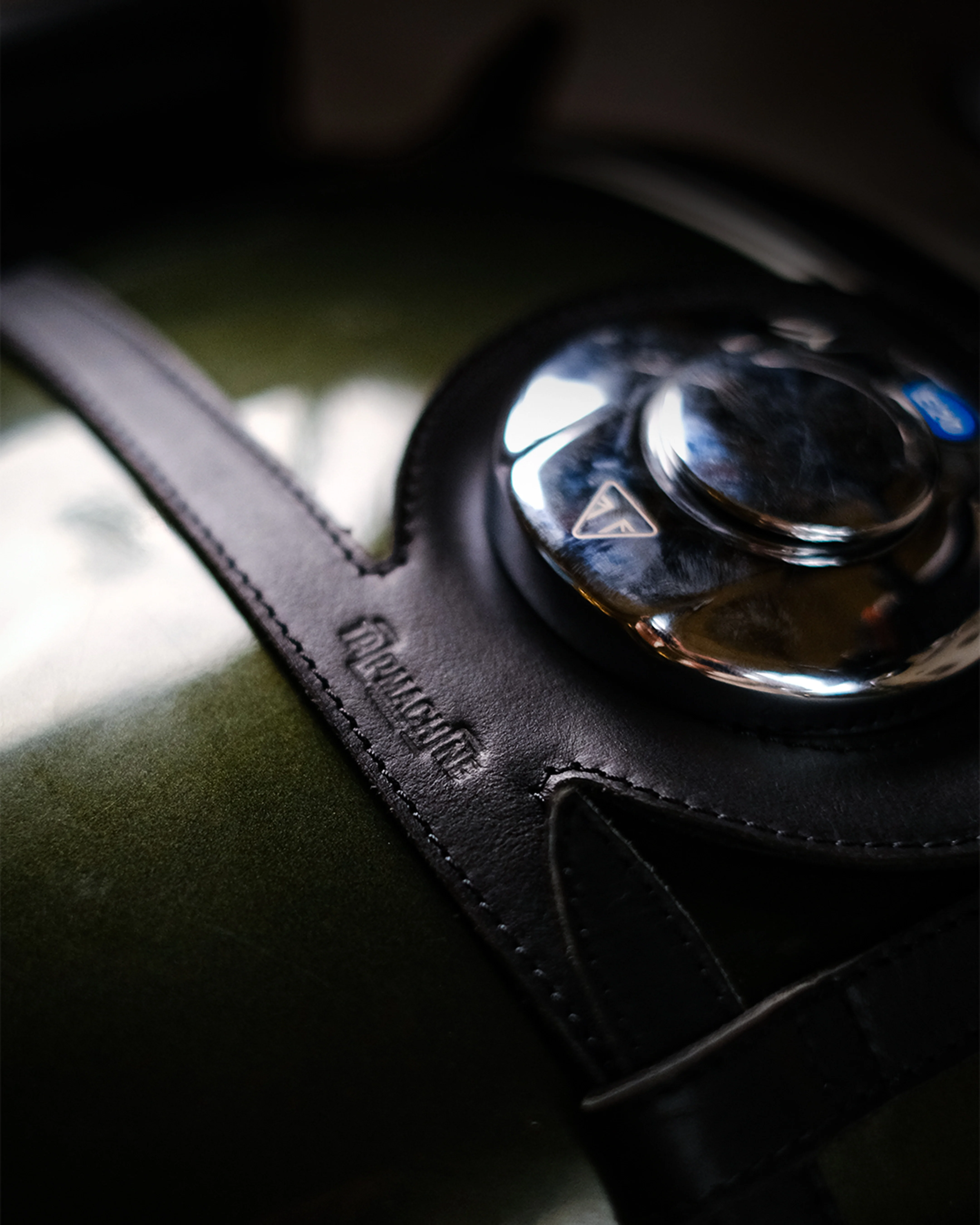 tank strap crafted to fit triumph 400 - Image 7