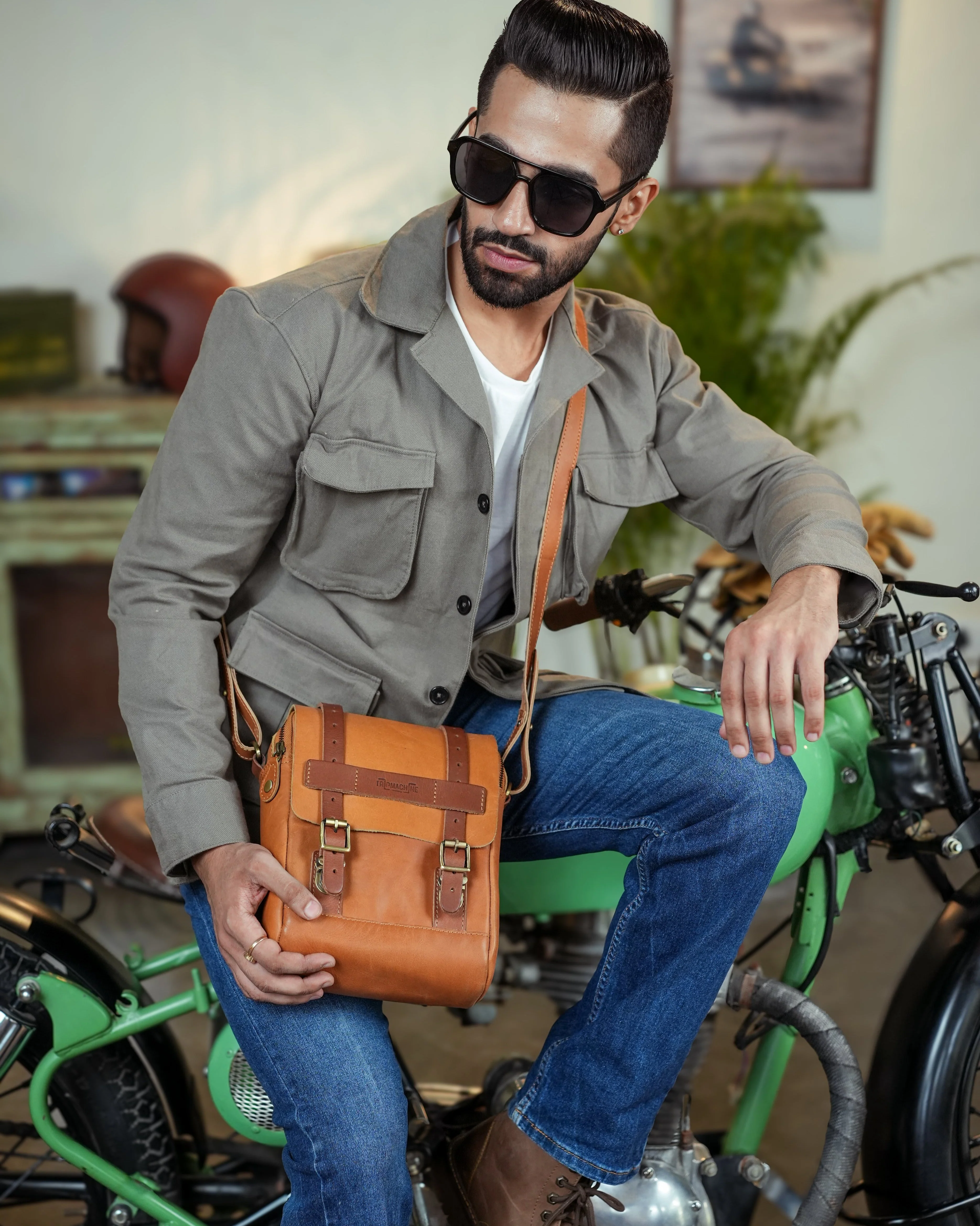 tank and tail bag - Image 55