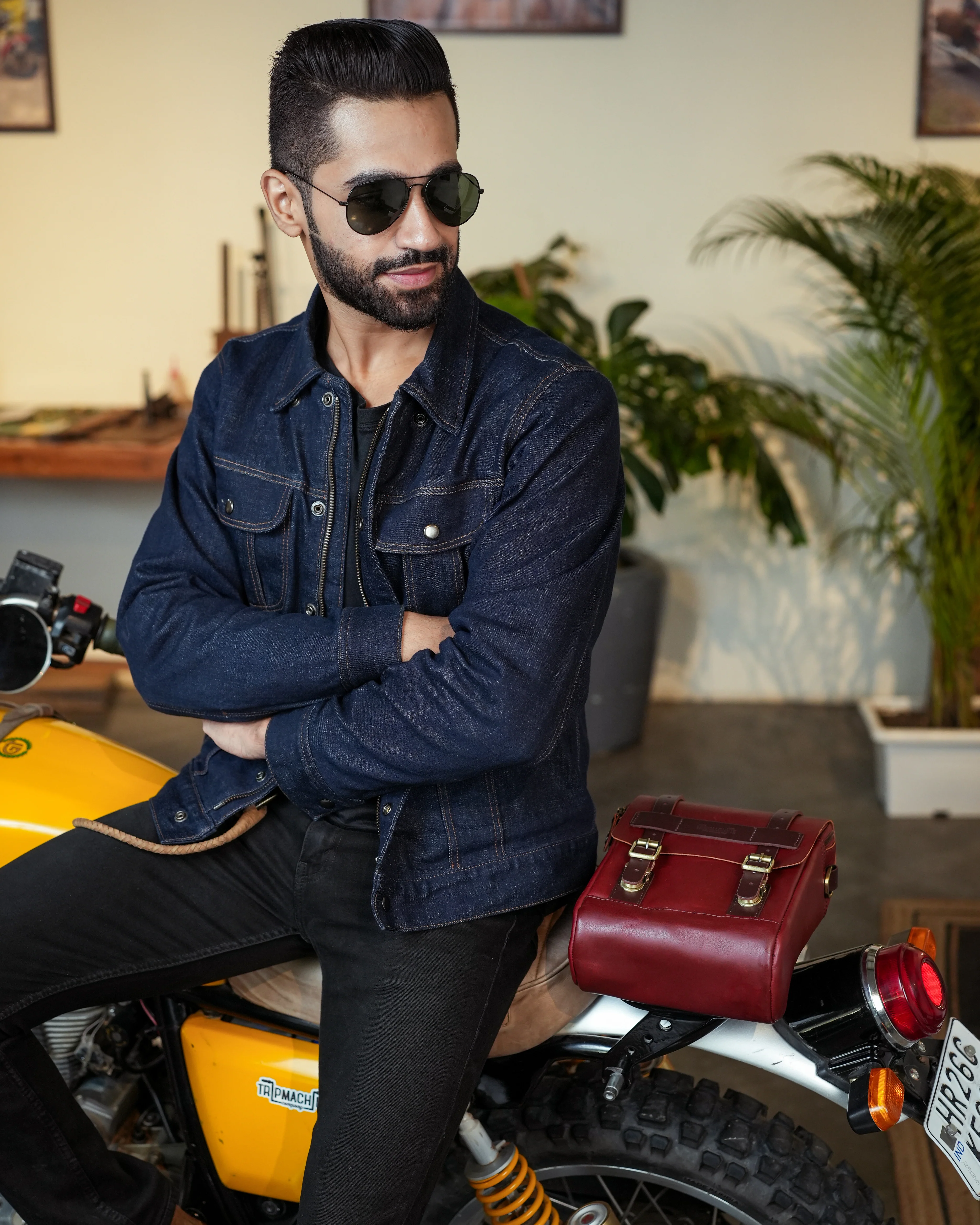 tank and tail bag - Image 80