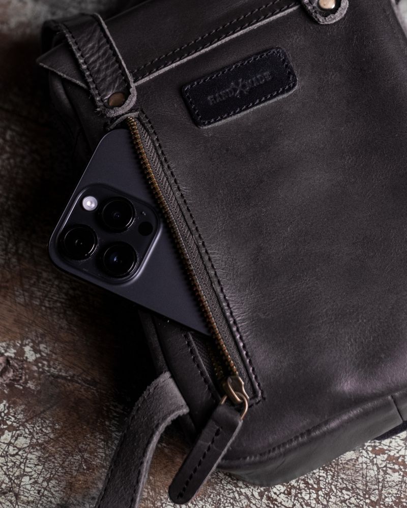 thigh bag - Image 24