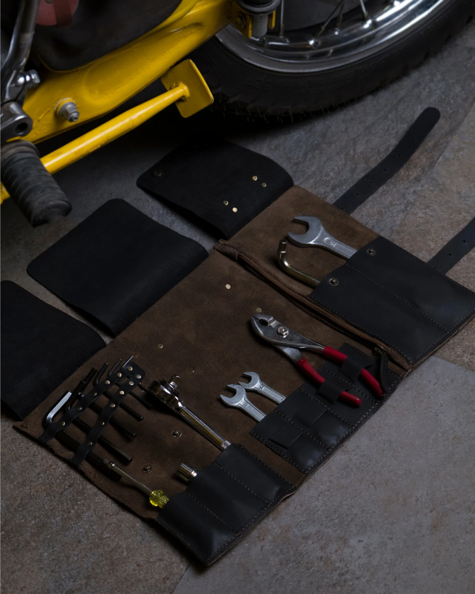 tool roll - Image 43