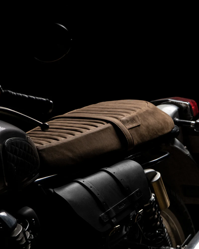 touring leather seat crafted to fit royal enfield interceptor 650 / gt 650 - Image 10