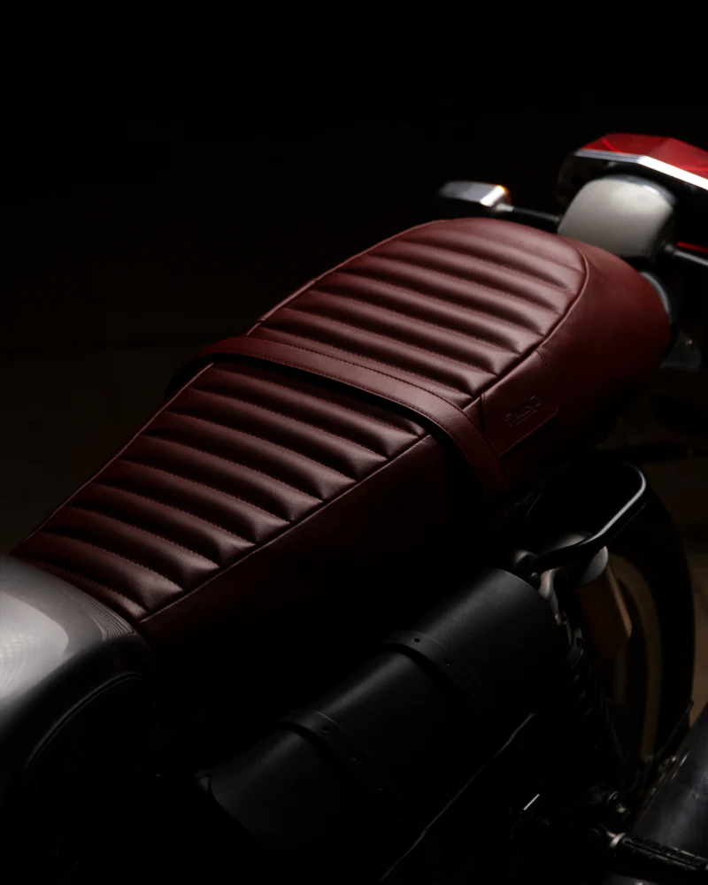 touring leather seat crafted to fit royal enfield interceptor 650 / gt 650 - Image 22