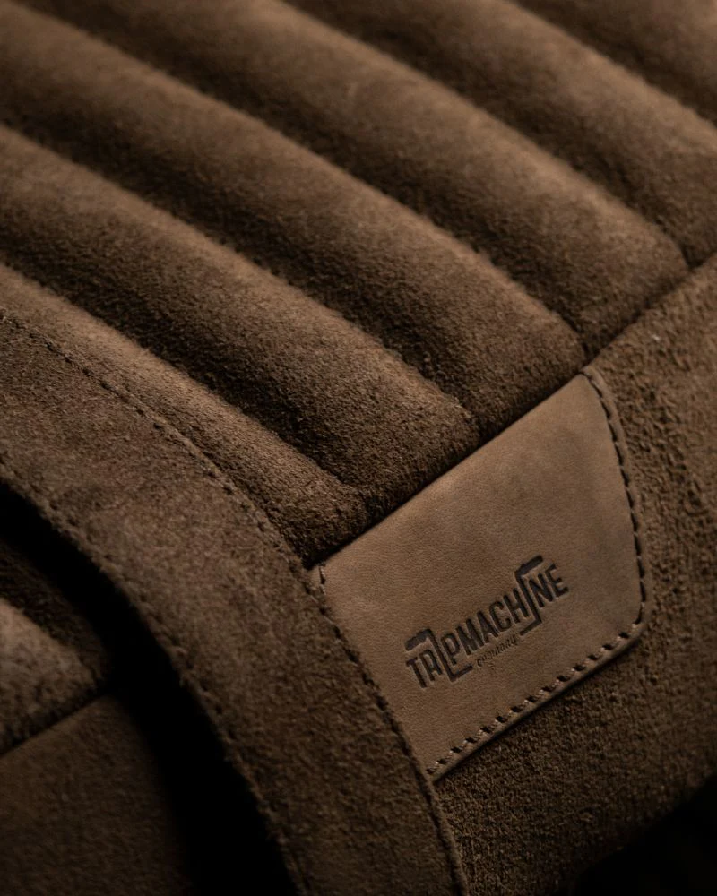 touring suede seat crafted to fit royal enfield interceptor 650 / gt 650 - Image 5
