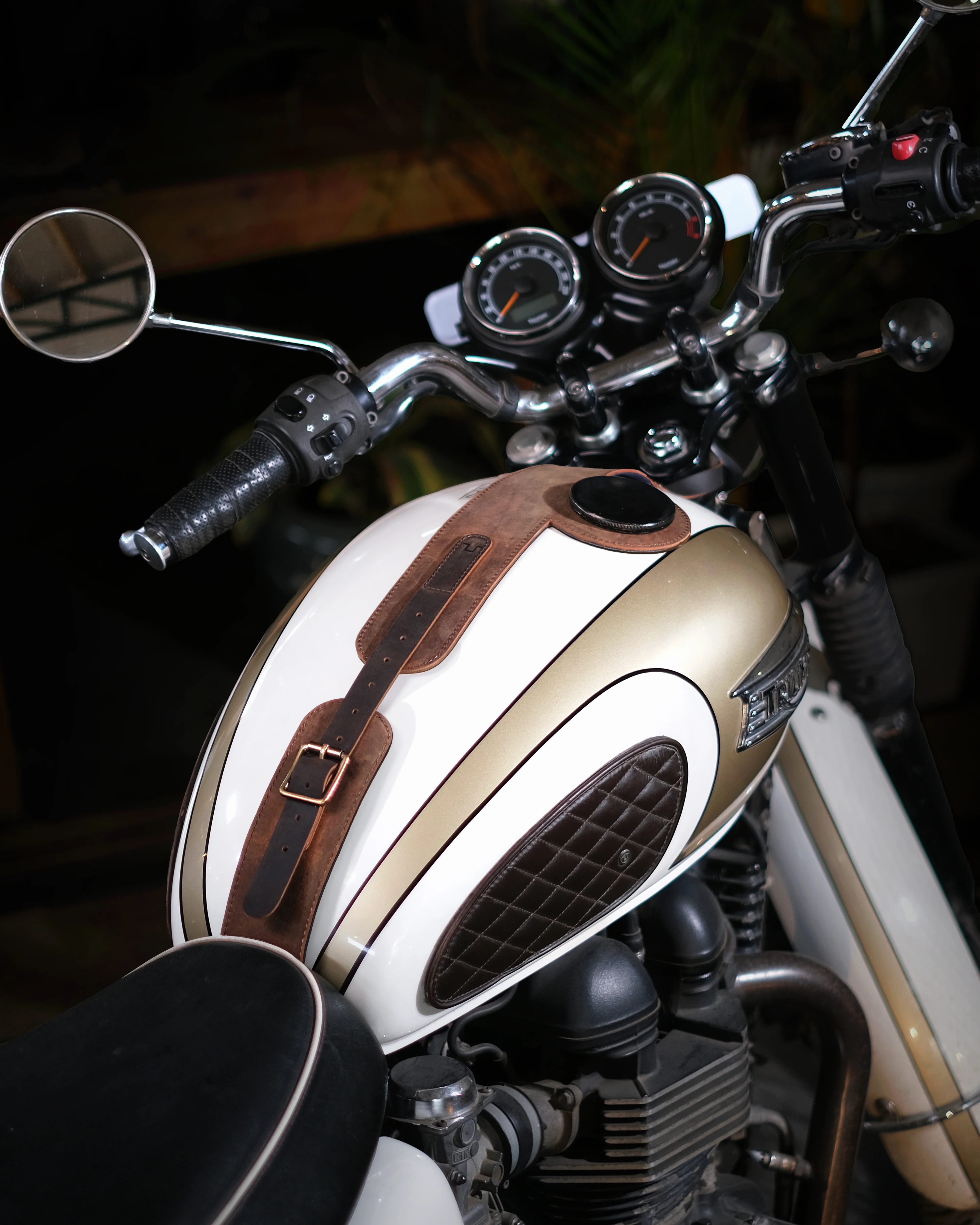 triumph: moto exclusive tank strap - Image 5